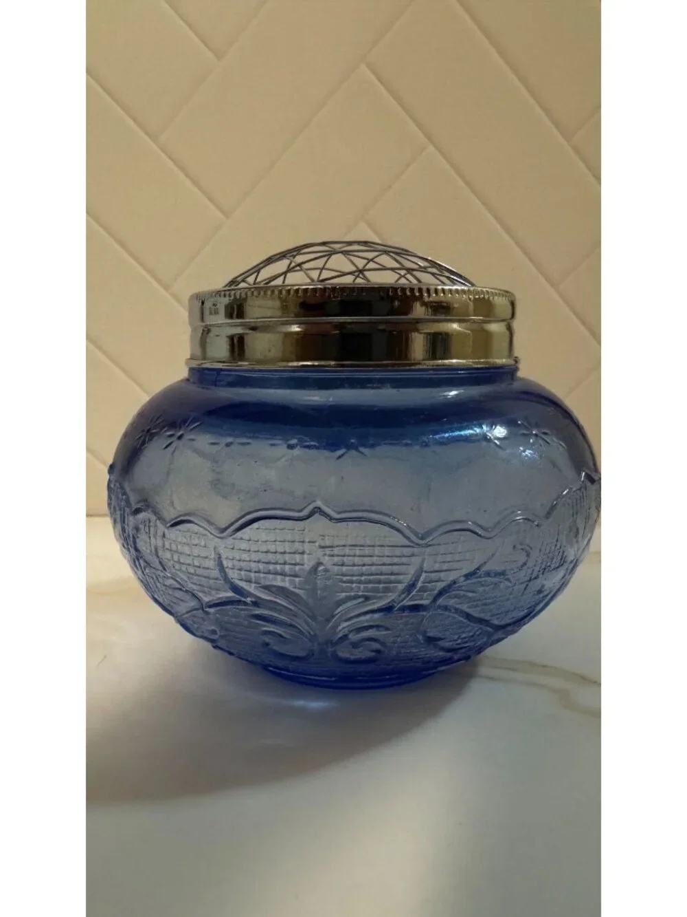 Vintage Floral Blue Pressed Glass Jar with Wire Flower Arranger Lid 3.5